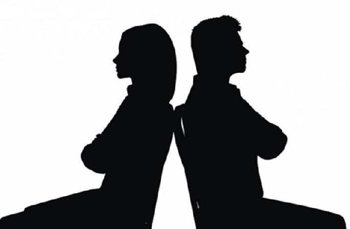 lover arrested after trying to blackmail and rape a woman over extra marital affair | लग्नापूर्वीचे प्रेमप्रकरण १४ वर्षांनंतर बहरले, नवऱ्याला माहिती झाल्यानंतर पोलिसांत पोहचले lover arrested after trying to blackmail and rape a woman over extra marital affair | लग्नापूर्वीचे प्रेमप्रकरण १४ वर्षांनंतर बहरले, नवऱ्याला माहिती झाल्यानंतर पोलिसांत पोहचले