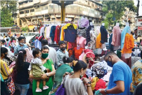 Mumbai markets decorated for Diwali shopping | दिवाळी खरेदीसाठी सजल्या मुंबईच्या बाजारपेठा; नियम पाळण्याचे प्रशासनाचे आवाहन