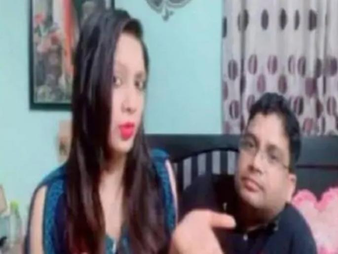 congress mla sudhir kumar and wife Tik Tok video viral | काँग्रेस आमदाराला टिकटॉकवर व्हिडिओ बनवणे पडलं महाग congress mla sudhir kumar and wife Tik Tok video viral | काँग्रेस आमदाराला टिकटॉकवर व्हिडिओ बनवणे पडलं महाग