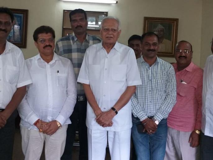 MLA Suresh Bhole meeting with Sureshdada Jain | जळगावात आमदार सुरेश भोळे यांनी घेतली सुरेशदादा जैन यांची भेट MLA Suresh Bhole meeting with Sureshdada Jain | जळगावात आमदार सुरेश भोळे यांनी घेतली सुरेशदादा जैन यांची भेट