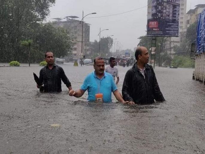 'Should be an MLA' ... A leader for citizens in the tumultuous rains in Mumbai BJP MLA narendra pawar | 'आमदार असा असावा'... मुंबईतील तुंबलेल्या पावसात नागरिकांसाठी झटणारा MLA