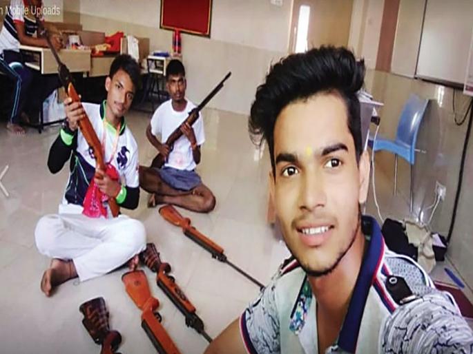 Mirra Road Police of Bajrang Dal's bravery training camp investigations | बजरंग दलाच्या शौर्य प्रशिक्षण शिबिराची मीरा रोड पोलिसांनी केली चौकशी Mirra Road Police of Bajrang Dal's bravery training camp investigations | बजरंग दलाच्या शौर्य प्रशिक्षण शिबिराची मीरा रोड पोलिसांनी केली चौकशी