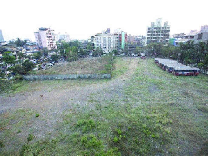 Swimming With eight years of paperwork, Navi Mumbai Municipal Depression | तरणतलाव आठ वर्षे कागदावरच, नवी मुंबई महापालिकेची उदासीनता Swimming With eight years of paperwork, Navi Mumbai Municipal Depression | तरणतलाव आठ वर्षे कागदावरच, नवी मुंबई महापालिकेची उदासीनता