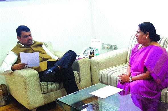 The Special School Code for the Disabled should be implemented | अपंगांच्या विशेष शाळा संहितेची अंमलबजावणी व्हावी The Special School Code for the Disabled should be implemented | अपंगांच्या विशेष शाळा संहितेची अंमलबजावणी व्हावी