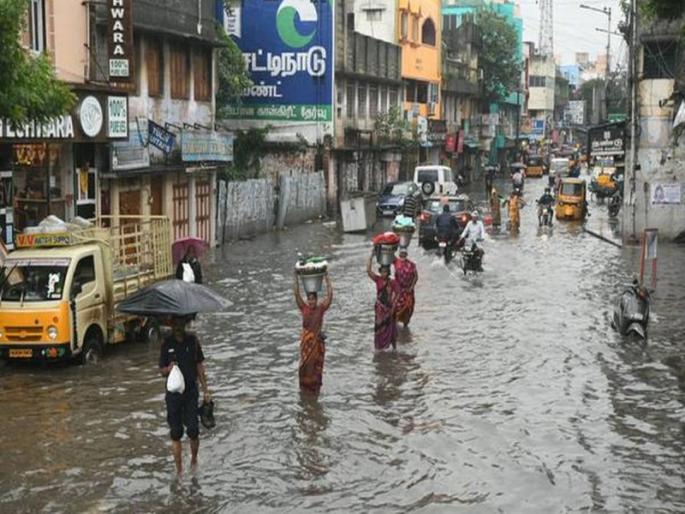 Chennai receives heaviest rainfall since 2015; Road traffic disrupted | चेन्नईमध्ये २०१५ नंतरचा सर्वाधिक मुसळधार पाऊस; रस्त्यावरील वाहतूक विस्कळीत Chennai receives heaviest rainfall since 2015; Road traffic disrupted | चेन्नईमध्ये २०१५ नंतरचा सर्वाधिक मुसळधार पाऊस; रस्त्यावरील वाहतूक विस्कळीत