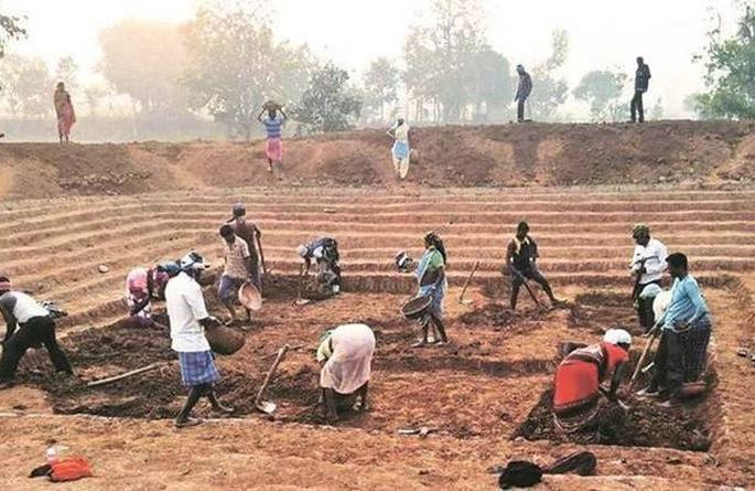 NGOs now involved in MNREGA's work! | ‘रोहयो’च्या कामांत आता स्वयंसेवी संस्थांचा सहभाग!