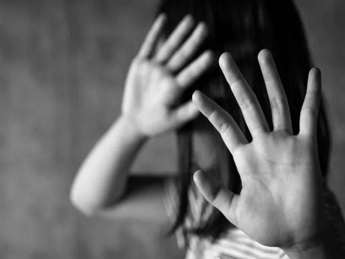 The body of a 5-year-old minor girl was found in Turi's farm, tortured and murdered | शॉकींग ! तुरीच्या शेतात आढळला 5 वर्षीय चिमुकलीचा मृतदेह, अत्याचार करुन खून The body of a 5-year-old minor girl was found in Turi's farm, tortured and murdered | शॉकींग ! तुरीच्या शेतात आढळला 5 वर्षीय चिमुकलीचा मृतदेह, अत्याचार करुन खून