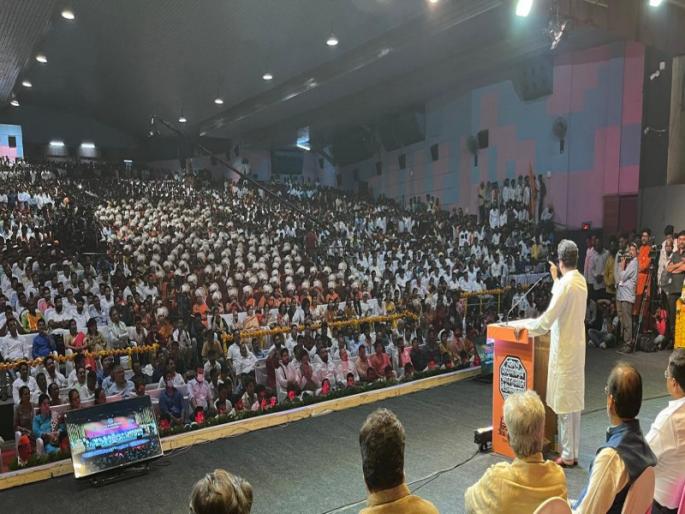 People come to us for 16 years of MNS earnings Instructions given by Raj Thackeray to Mansainiks | लोकं आपल्याकडे येतात ही मनसेची १६ वर्षातील कमाई; राज ठाकरेंनी मनसैनिकांना दिल्या सूचना People come to us for 16 years of MNS earnings Instructions given by Raj Thackeray to Mansainiks | लोकं आपल्याकडे येतात ही मनसेची १६ वर्षातील कमाई; राज ठाकरेंनी मनसैनिकांना दिल्या सूचना