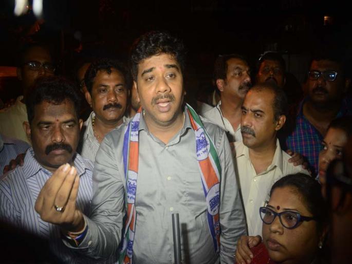 Otherwise use vulgar language - Thackeray's MNS functionary | मराठी पाट्या न लावल्यास खळ्ळखट्याकची भाषा वापरु - ठाण्यातील मनसे पदाधिकाºयांचा इशारा Otherwise use vulgar language - Thackeray's MNS functionary | मराठी पाट्या न लावल्यास खळ्ळखट्याकची भाषा वापरु - ठाण्यातील मनसे पदाधिकाºयांचा इशारा