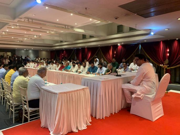 Raj Thackeray: MNS to contest elections on its own; Raj Thackeray orders | Raj Thackeray: आगामी निवडणुकीत मनसे स्वबळावर लढणार; कार्यकर्त्यांनो तयारीला लागा, राज ठाकरेंचे आदेश Raj Thackeray: MNS to contest elections on its own; Raj Thackeray orders | Raj Thackeray: आगामी निवडणुकीत मनसे स्वबळावर लढणार; कार्यकर्त्यांनो तयारीला लागा, राज ठाकरेंचे आदेश