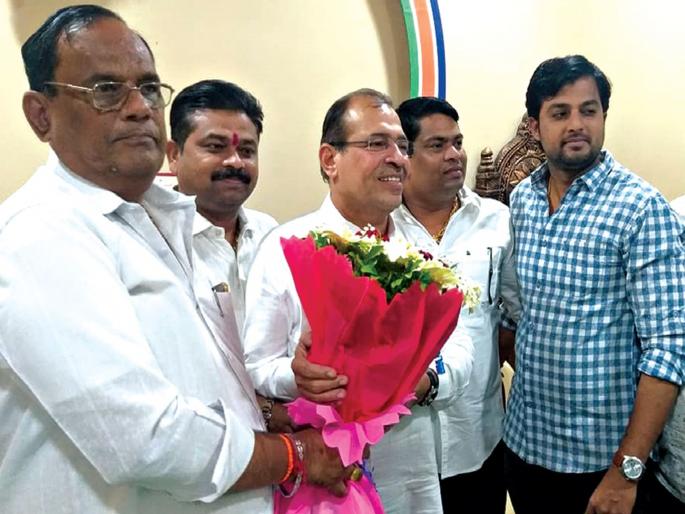 Rickshaw Power of MNS engine | मनसे इंजिनाची रिक्षाला पॉवर