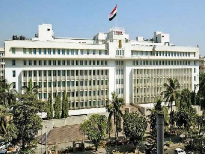 Corona's blow; Only 30% of funds were spent on schemes! | कोरोनाचा फटका; केवळ ३० टक्केच निधी योजनांवर झाला खर्च; एकूण बजेटच्या ४५ टक्केच खर्च Corona's blow; Only 30% of funds were spent on schemes! | कोरोनाचा फटका; केवळ ३० टक्केच निधी योजनांवर झाला खर्च; एकूण बजेटच्या ४५ टक्केच खर्च