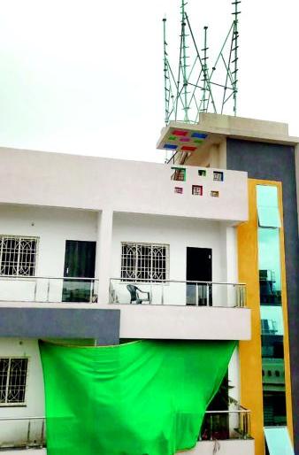 Opposition of Mobile Tower by citizens of Phalke Lay-Out in Nagpur | मोबाईल टॉवरला नागपुरातील फाळके ले-आऊटच्या नागरिकांचा विरोध