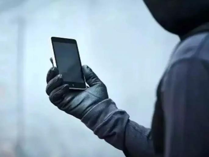 Give me 51 lakhs or else I will defame you by putting your photos on Google tired of the blackmailing, the young man took the extreme step. | '५१ लाख दे नाहीतर तुझे फोटो गुगलवर टाकून बदनाम करू', ब्लॅकमेलिंगला कंटाळून तरुणाने उचलले टोकाचे पाऊल Give me 51 lakhs or else I will defame you by putting your photos on Google tired of the blackmailing, the young man took the extreme step. | '५१ लाख दे नाहीतर तुझे फोटो गुगलवर टाकून बदनाम करू', ब्लॅकमेलिंगला कंटाळून तरुणाने उचलले टोकाचे पाऊल