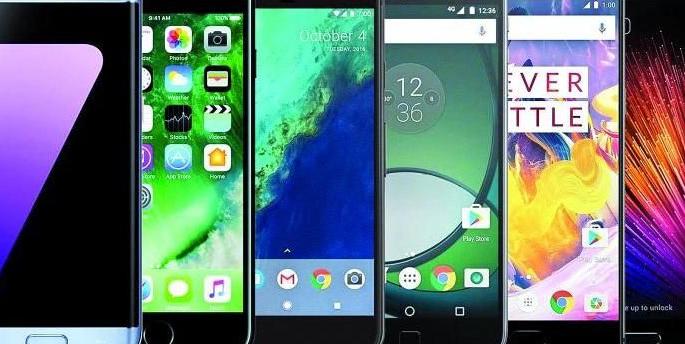 Officials mobile will be seized before the exam | परीक्षेच्या अगोदर जप्त होतील अधिकाऱ्यांचे मोबाईल Officials mobile will be seized before the exam | परीक्षेच्या अगोदर जप्त होतील अधिकाऱ्यांचे मोबाईल