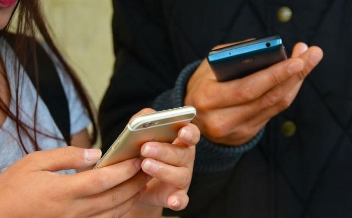 'Mobile Number Portability' service is expected to be closed from March | 'मोबाइल नंबर पोर्टेबिलिटी' सेवा मार्चपासून बंद होण्याचे संकेत