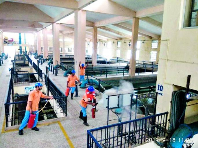 ... when the Gorewada Water Purification Center cought fire! | ... जेव्हा गोरेवाडा जलशुद्धीकरण केंद्राला आग लागते !