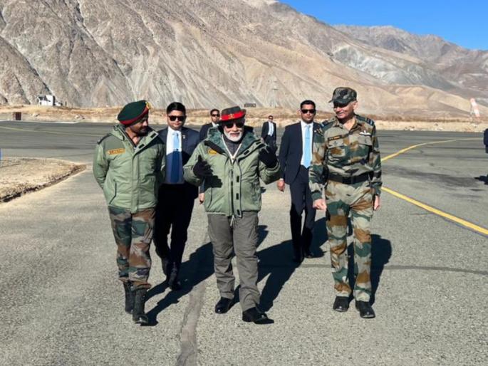 War is the last option for us; But we will answer the enemies as we like - PM Narendra Modi | आमच्यासाठी युद्ध हा शेवटचा पर्याय; मात्र शत्रूंना आम्ही जशास तसे उत्तर देऊ- नरेंद्र मोदी War is the last option for us; But we will answer the enemies as we like - PM Narendra Modi | आमच्यासाठी युद्ध हा शेवटचा पर्याय; मात्र शत्रूंना आम्ही जशास तसे उत्तर देऊ- नरेंद्र मोदी