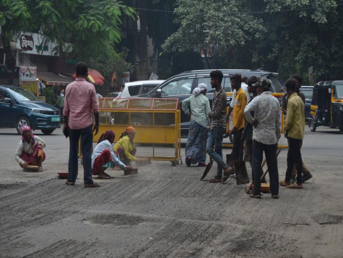 Prime Minister narendra modi visit to Pune Asphalting of the road going to Tafa will start, the same road will be free of potholes | Narendra Modi: पंतप्रधानांचा पुणे दौरा! ताफा जाणाऱ्या रस्त्याचे डांबरीकरण सुरु, तेवढाच रस्ता खड्डेमुक्त होणार Prime Minister narendra modi visit to Pune Asphalting of the road going to Tafa will start, the same road will be free of potholes | Narendra Modi: पंतप्रधानांचा पुणे दौरा! ताफा जाणाऱ्या रस्त्याचे डांबरीकरण सुरु, तेवढाच रस्ता खड्डेमुक्त होणार