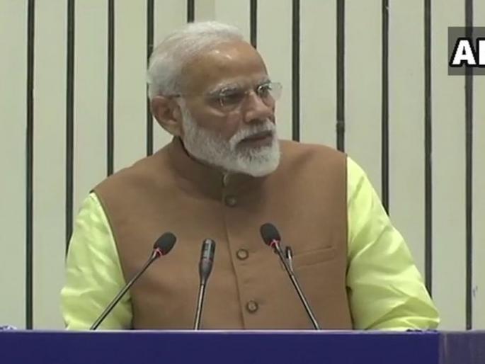 just completed one pilot project says pm narendra modi on return of air force pilot abhinandan vardhman | अभिनंदन यांच्या सुटकेनंतर मोदींच्या 'त्या' विधानानंतर सभागृहात टाळ्यांचा कडकडाट just completed one pilot project says pm narendra modi on return of air force pilot abhinandan vardhman | अभिनंदन यांच्या सुटकेनंतर मोदींच्या 'त्या' विधानानंतर सभागृहात टाळ्यांचा कडकडाट