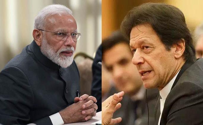 Finally, Prime Minister Modi and Imran Khan met SEO summit | अखेर पंतप्रधान मोदी अन् इम्रान खान यांची भेट झालीच! Finally, Prime Minister Modi and Imran Khan met SEO summit | अखेर पंतप्रधान मोदी अन् इम्रान खान यांची भेट झालीच!