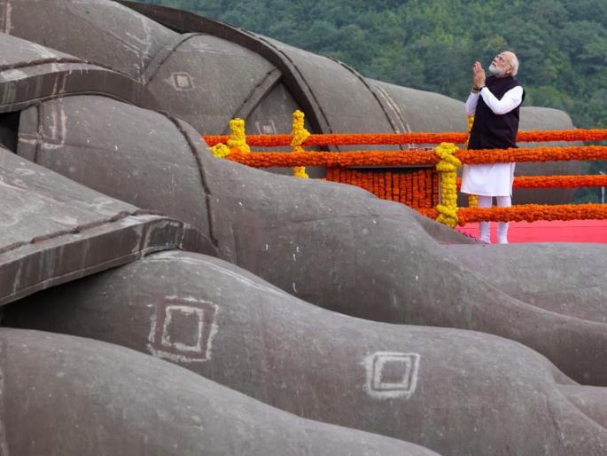 Nehru broke Sardar Patel dream of an independent Kashmir PM Modi criticism | पटेलांचे अखंड काश्मीरचे स्वप्न नेहरूंनी तोडले; पंतप्रधान मोदी यांची टीका Nehru broke Sardar Patel dream of an independent Kashmir PM Modi criticism | पटेलांचे अखंड काश्मीरचे स्वप्न नेहरूंनी तोडले; पंतप्रधान मोदी यांची टीका