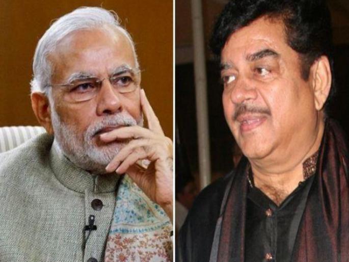 modi says different and does different : shatrughn sinha | माेदी बाेलतात वेगळंच अन् करतात वेगळंच : शत्रुघ्न सिन्हा modi says different and does different : shatrughn sinha | माेदी बाेलतात वेगळंच अन् करतात वेगळंच : शत्रुघ्न सिन्हा