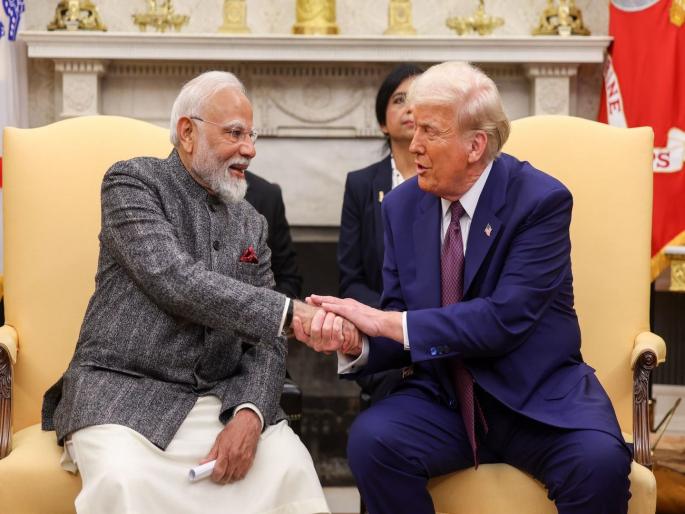 Editorial - Narendra Modi-Donald Trump meeting will benefit India-US trade | शब्दांचे खेळ! त्यांनी मांडलेले समीकरण प्रत्यक्षात आणायला सोपे खचीतच नसेल Editorial - Narendra Modi-Donald Trump meeting will benefit India-US trade | शब्दांचे खेळ! त्यांनी मांडलेले समीकरण प्रत्यक्षात आणायला सोपे खचीतच नसेल