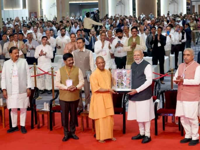 Prime Minister Narendra Modi inaugurated the Uttar Pradesh International Trade Show | उत्तर प्रदेश आता गुंतवणूक आणि प्रगतीचे नवे केंद्र; उद्योजकांना सर्वोत्तम उत्पादने तयार करण्याचे PM मोदींचे आवाहन