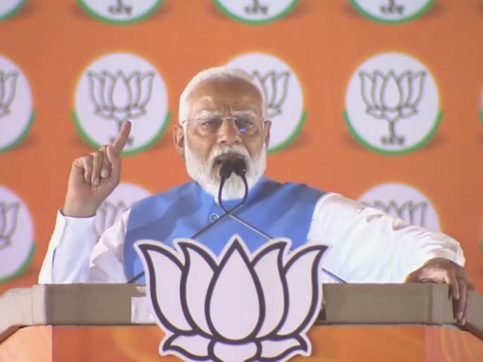 Delhi Lok Sabha Election : "Whether it's the liquor scam or the National Herald scam...", PM Modi targets the India alliance | "मद्य घोटाळा असो किंवा नॅशनल हेराल्ड घोटाळा...", PM मोदींचा इंडिया आघाडीवर हल्लाबोल Delhi Lok Sabha Election : "Whether it's the liquor scam or the National Herald scam...", PM Modi targets the India alliance | "मद्य घोटाळा असो किंवा नॅशनल हेराल्ड घोटाळा...", PM मोदींचा इंडिया आघाडीवर हल्लाबोल