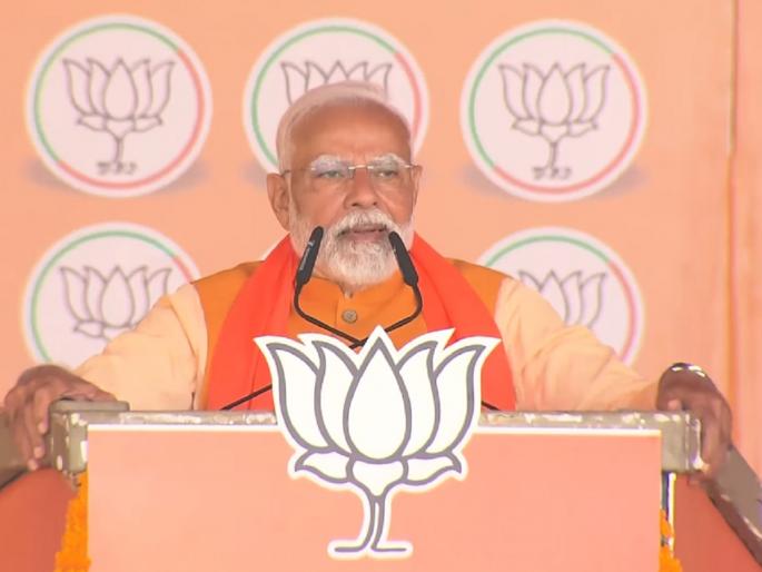 During Nehru-Indira's era, income of Rs 12 lakhs would have been taxed at Rs 10 lakh; PM Modi's criticism | नेहरू-इंदिरांच्या काळात 12 लाखांच्या कमाईवर 10 लाख कर लागायचा; PM मोदींचे टीकास्त्र During Nehru-Indira's era, income of Rs 12 lakhs would have been taxed at Rs 10 lakh; PM Modi's criticism | नेहरू-इंदिरांच्या काळात 12 लाखांच्या कमाईवर 10 लाख कर लागायचा; PM मोदींचे टीकास्त्र