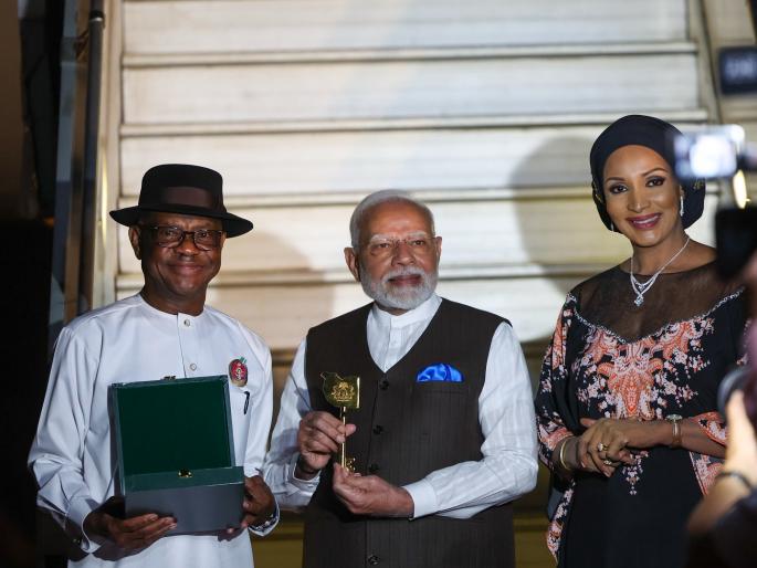 PM Narendra Modi Nigeria Visit Another special achievement for PM Modi; Honored with Nigeria's highest award | PM मोदींच्या शिरपेचात आणखी एक मानाचा तुरा; नायजेरियाने केला सर्वोच्च पुरस्काराने सन्मान PM Narendra Modi Nigeria Visit Another special achievement for PM Modi; Honored with Nigeria's highest award | PM मोदींच्या शिरपेचात आणखी एक मानाचा तुरा; नायजेरियाने केला सर्वोच्च पुरस्काराने सन्मान