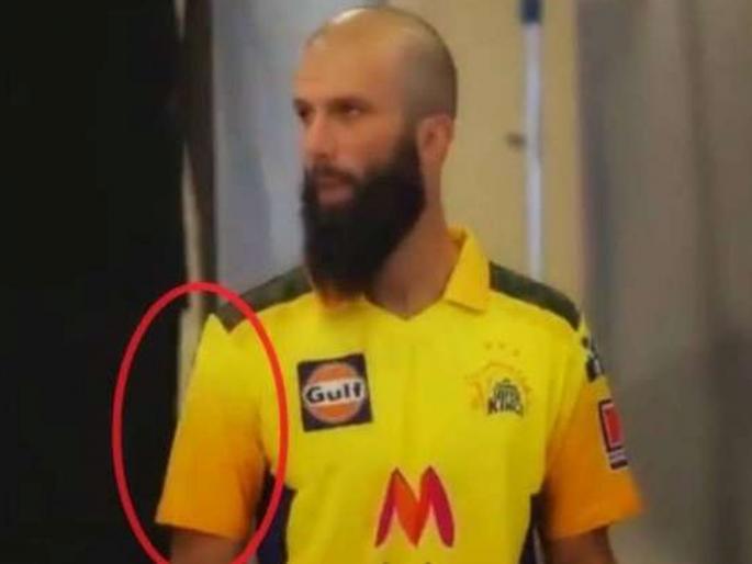 IPL 2021 CSK allow Moeen Ali to drop liquor brand logo | IPL 2021: मोईन अलीनं विनंती केली अन् CSKनं जर्सीवरून हटवला 'तो' लोगो