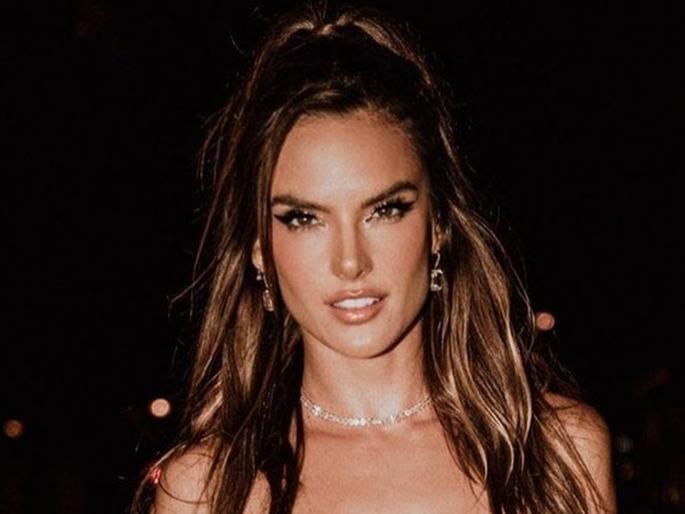 volleyball player Roberto Cazzaniga spends 6 crore thinking he's dating gorgeous Brazilian model Alessandra Ambrosio | Roberto Cazzaniga Dating: मायाने चुना लावला! ज्या मॉडेलच्या प्रेमात व्हॉलिबॉल प्लेअरने उधळले 6 कोटी ती निघाली म्हातारी महिला...
