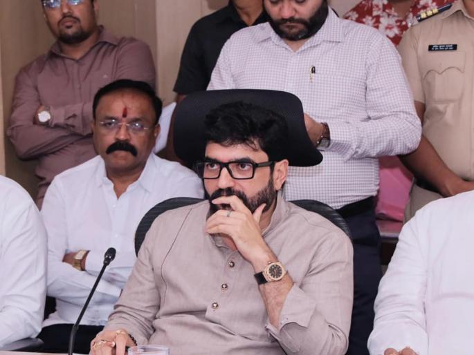 Take action on encroachments without succumbing to political pressure murlidhar mohol order to the pune municipal corporation | राजकीय दबावाला बळी न पडता अतिक्रमणांवर कारवाई करा! मोहोळ यांचे पालिका प्रशासनाला आदेश Take action on encroachments without succumbing to political pressure murlidhar mohol order to the pune municipal corporation | राजकीय दबावाला बळी न पडता अतिक्रमणांवर कारवाई करा! मोहोळ यांचे पालिका प्रशासनाला आदेश