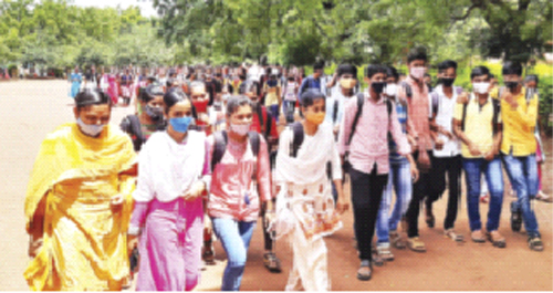 Ran the school for seventy days; No student is positive | सत्तर दिवस शाळा चालवली; एकही विद्यार्थी पॉझिटिव्ह नाही