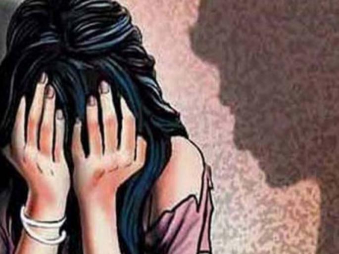 Crime against youth for minor girl molesting | अल्पवयीन मुलीच्या विनयभंगप्रकरणी तरुणावर गुन्हा Crime against youth for minor girl molesting | अल्पवयीन मुलीच्या विनयभंगप्रकरणी तरुणावर गुन्हा