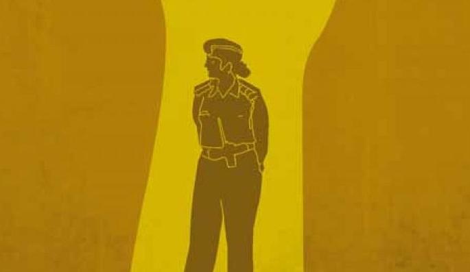 Molestation of female police officers; Crime against the police | महिला पोलिस कर्मचाऱ्याची छेड; पोलिसाविरोधात विनयभंगाचा गुन्हा Molestation of female police officers; Crime against the police | महिला पोलिस कर्मचाऱ्याची छेड; पोलिसाविरोधात विनयभंगाचा गुन्हा