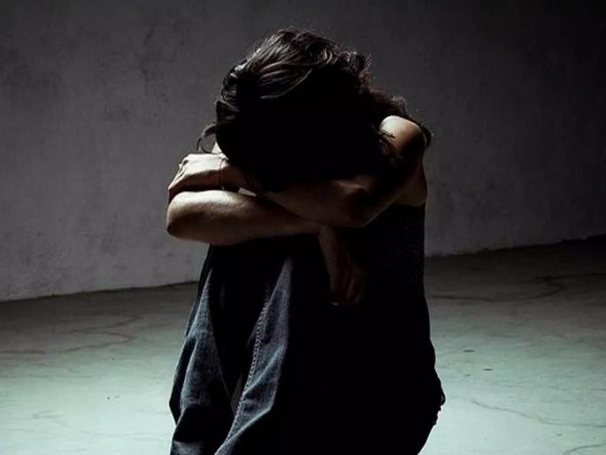 16 year old girl sexually abused by stepfather shocking incident in pune | १६ वर्षाच्या मुलीवर सावत्र बापानेच केला लैंगिक अत्याचार; पुण्यातील धक्कादायक घटना 16 year old girl sexually abused by stepfather shocking incident in pune | १६ वर्षाच्या मुलीवर सावत्र बापानेच केला लैंगिक अत्याचार; पुण्यातील धक्कादायक घटना