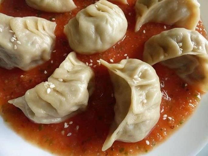 Momos are dangerous for health, know how | मोमोज खाण्याआधी हे वाचाल, तर फायद्यात राहाल! Momos are dangerous for health, know how | मोमोज खाण्याआधी हे वाचाल, तर फायद्यात राहाल!