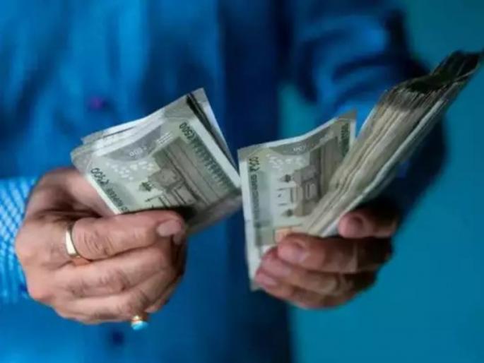 Penalty of 15 thousand in default of installments Action taken against moneylenders who tried hard for a loan of five lakhs | हप्ता चुकवल्यास १५ हजारांचा दंड; पाच लाखांच्या कर्जासाठी दमदाटी करणाऱ्या सावकारावर कारवाई Penalty of 15 thousand in default of installments Action taken against moneylenders who tried hard for a loan of five lakhs | हप्ता चुकवल्यास १५ हजारांचा दंड; पाच लाखांच्या कर्जासाठी दमदाटी करणाऱ्या सावकारावर कारवाई