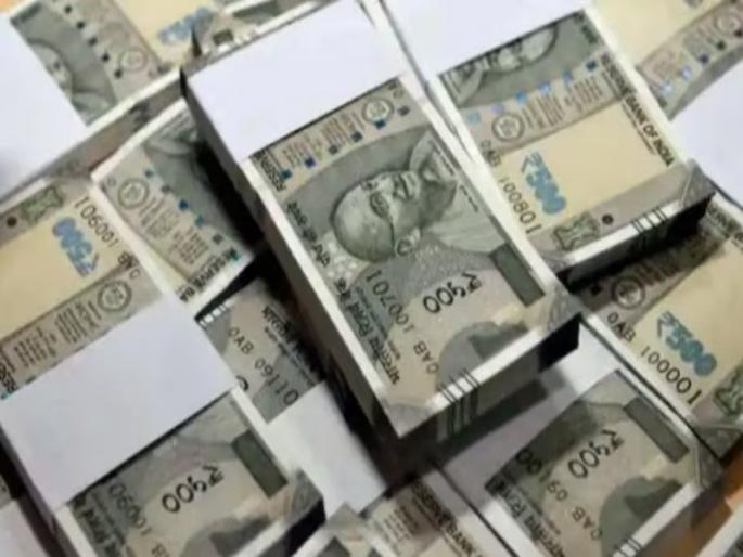 Solves the customs parcel... Rs. 13 lakhs to the woman | कस्टमचे पार्सल सोडवतो... महिलेला १३ लाखांचा गंडा Solves the customs parcel... Rs. 13 lakhs to the woman | कस्टमचे पार्सल सोडवतो... महिलेला १३ लाखांचा गंडा