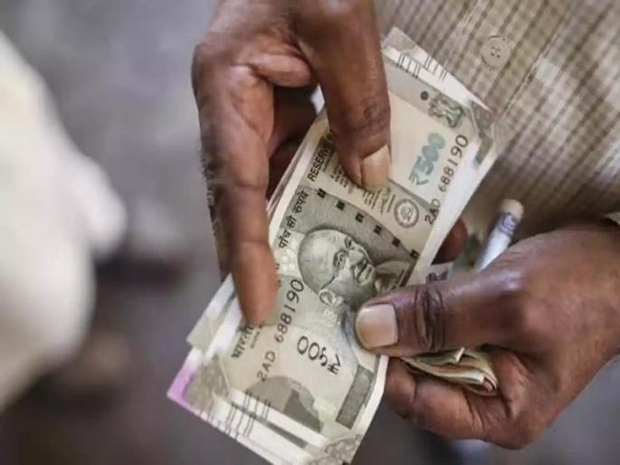 Disability pensioners do not want tension due to life Bank officers will come home concessions for senior citizens too | दिव्यांग निवृत्तांना नको हयातीच्या दाखल्याने टेन्शन; बँक अधिकारी येतील घरी, जास्त वय असलेल्यांनाही सवलत