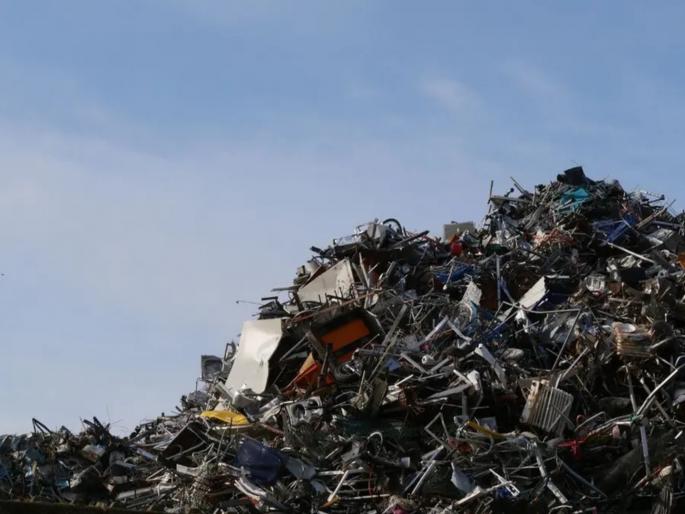 Dispute over distribution of scrap money; Wife murdered by throwing stones at her head, husband arrested | भंगाराच्या पैशांच्या वाटणीवरून वाद; पत्नीच्या डोक्यात दगड घालून खून, पतीला अटक Dispute over distribution of scrap money; Wife murdered by throwing stones at her head, husband arrested | भंगाराच्या पैशांच्या वाटणीवरून वाद; पत्नीच्या डोक्यात दगड घालून खून, पतीला अटक