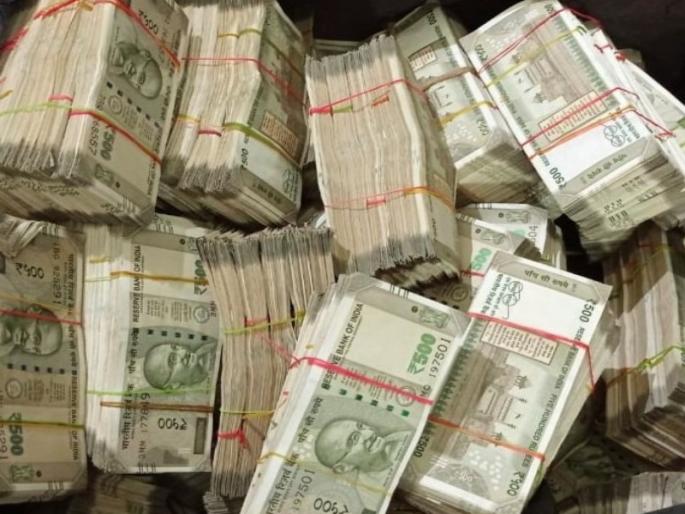 Crime against lenders who persist even after recovering 88 lakhs | ८८ लाख वसुल केल्यानंतरही तगादा लावणाऱ्या सावकारांवर गुन्हा Crime against lenders who persist even after recovering 88 lakhs | ८८ लाख वसुल केल्यानंतरही तगादा लावणाऱ्या सावकारांवर गुन्हा