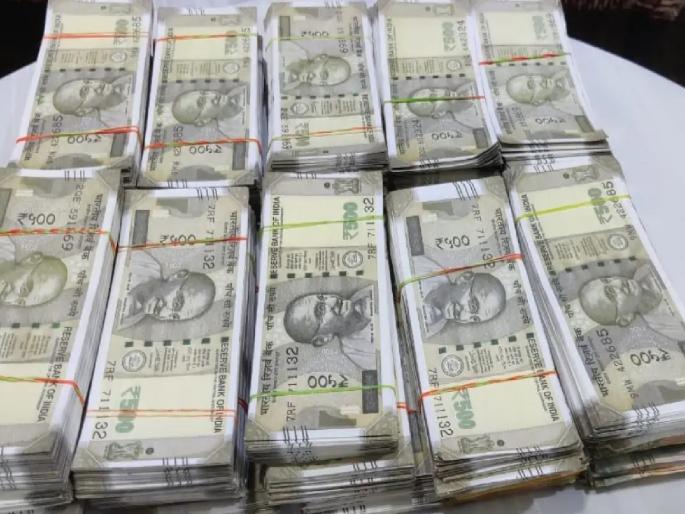 Benami Rs 50 lakh rupees seized in Chhatrapati Sambhajinagar; Second action in a week | छत्रपती संभाजीनगरात बेनामी ५० लाखांची रक्कम जप्त; आठवड्याभरात दुसऱ्यांदा कारवाई Benami Rs 50 lakh rupees seized in Chhatrapati Sambhajinagar; Second action in a week | छत्रपती संभाजीनगरात बेनामी ५० लाखांची रक्कम जप्त; आठवड्याभरात दुसऱ्यांदा कारवाई