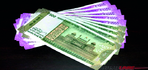 The scam started in 2012 in Dalla, Nanded by showing bogus labor | बोगस मजूर दाखवून कोट्यवधींवर डल्ला, नांदेडमध्ये २०१२ पासून सुरू होता प्रकार The scam started in 2012 in Dalla, Nanded by showing bogus labor | बोगस मजूर दाखवून कोट्यवधींवर डल्ला, नांदेडमध्ये २०१२ पासून सुरू होता प्रकार