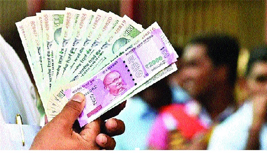 The horse's horse's horse was blocked; Arbitrator 'bhav' rose! Father, daughter-in-law to marry 'Biodata' without money | विवाह इच्छुकांचं घोडं अडलं; मध्यस्थांचा ‘भाव’ वधारला! पिता धायकुतीला ,पैशाशिवाय ‘बायोडाटा’ही पाहायला मिळेना-नवरी मिळेना नवऱ्याला The horse's horse's horse was blocked; Arbitrator 'bhav' rose! Father, daughter-in-law to marry 'Biodata' without money | विवाह इच्छुकांचं घोडं अडलं; मध्यस्थांचा ‘भाव’ वधारला! पिता धायकुतीला ,पैशाशिवाय ‘बायोडाटा’ही पाहायला मिळेना-नवरी मिळेना नवऱ्याला