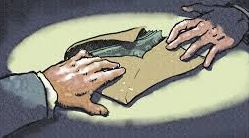 Arrested for bribing Panter with police | पोलीसासह पंटरला लाच घेताना अटक Arrested for bribing Panter with police | पोलीसासह पंटरला लाच घेताना अटक