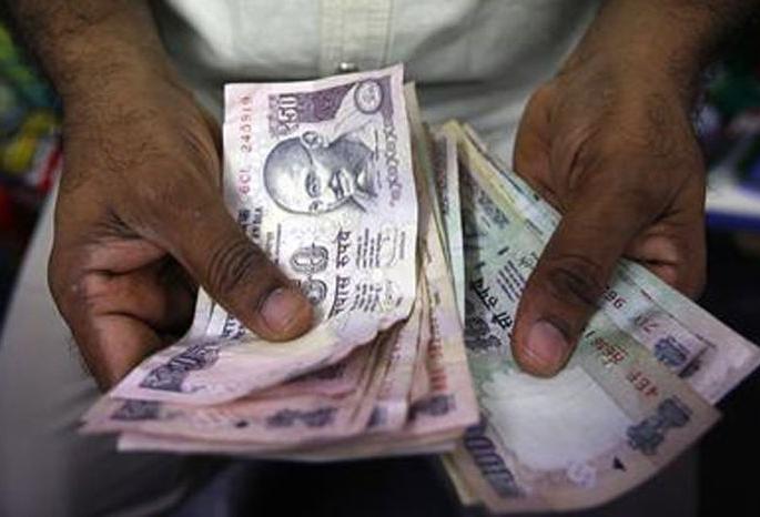 588 borrowed Rs 1.27 crore from moneylenders | सावकारांकडून ५८८ जणांनी घेतले १.२७ कोटींचे कर्ज